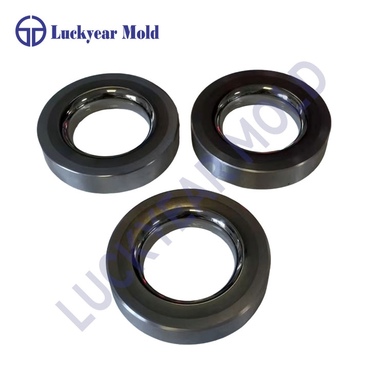 Hva er kjennetegnene til karbiddyser?