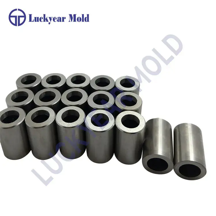 Hva er materialene som vanligvis brukes til stempling av deler?